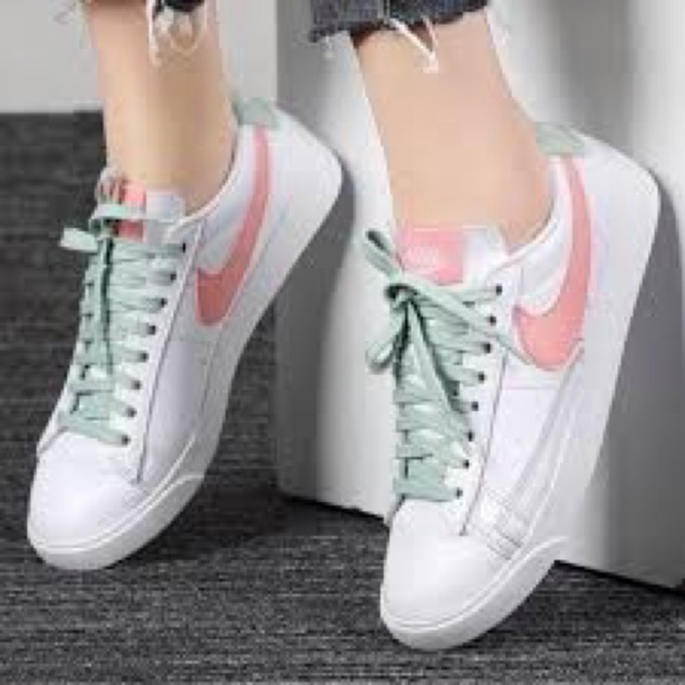 Nike Blazer Low Bleached Coral Pastel Mint and Pink 10